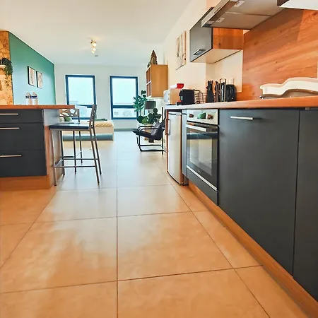 Le Petit Eden - Bâle - Aéroport