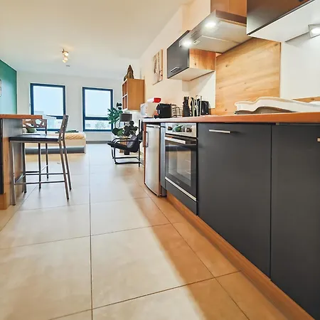 Le Petit Eden - Bale - Aeroport Apartament